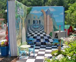 Alice In Wonderland Garden Decor Home And Garden Ideas Alice In Wonderland Garden Alice In Wonderland Room Alice In Wonderland Props