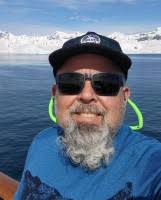 200+ Profile mit dem Suchbegriff „Loomis“