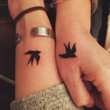 The best compass tattoo designs, ideas and images with meaning and drawings. 5 Ideas For Best Friend Tattoos That Are Actually Awesome Style Self Care Tlc Com