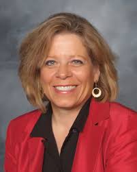 Red Robin Uncorks New Mango Moscato Wine Shake for Spring Season