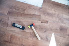 Só para quem faz o estilo perua. How To Install Lifeproof Flooring Yourself