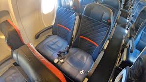 Review Delta Air Lines Crj900 First Class And Comfort