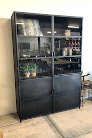 grote industriele look buffetkast metaal en glas buffetkast kast woonkamer modern kast inrichten