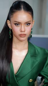 Live with Traditional Dancer Taylor Cheíí Begay!