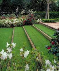 55 Creative Garden Design Ideas For Slopes Roundecor Sloped Garden Landscape Design Traditional Landscape