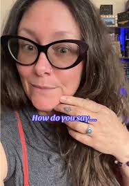 Fun game with word pronunciations! How do you say 𝙨𝙤𝙛𝙩𝙚𝙣?  #pronunci#pronunciationiationchallenge #bookish #bookcommunity