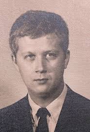 Vincent Schrader's Instagram, Twitter & Facebook