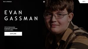 Program a website using html, javascript, and php by Biscuityum