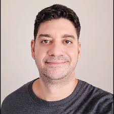 Felipe Albuquerque's Instagram, Twitter & Facebook