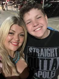 Brianna Depew's Instagram, Twitter & Facebook