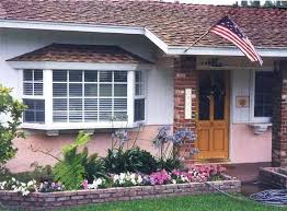 Milgard Replacement Windows In Million Dollar Houses Pictures Front Window Design Window Design Bay Window