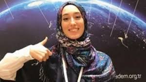 Türkiye büyük millet meclisi katip üyesi. Meclis In En Genc Milletvekili Rumeysa Kadak Oldu