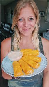 Carmen Davidson (carmeni5687)