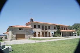 Descubra apartamentos, moradias, quartos, terrenos, lojas, armazéns, garagens, escritórios, prédios, quintas e herdades para arrendar em santo tirso o www.imovirtual.com tem mais de 33 imóveis para arrendar em santo tirso, porto, garantindo aos seus utilizadores a mais completa lista de. Burgaes Mapio Net
