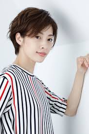 明日海りおさん 退団後 初のお仕事で好きなものに出会えました lee 明日海りお 海 明日