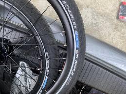 There is overlap in the specs between the two machines, which are different between recommendations for tire. Schwalbe Big Apple 20 For Foldie 20 X 2 00 50 406 Tires With Dahon Wheelset Sports Equipment Bicycles Parts Parts Accessories On Carousell