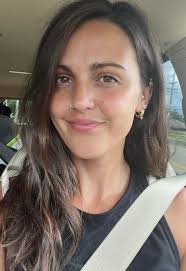 What does someone with 6 kids look like?