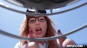 XXX Winners Get Pussy Prize | Lauren Phillips