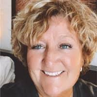 Lisa Gentles's Instagram, Twitter & Facebook