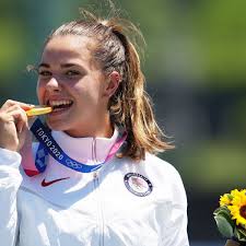 Nevin harrison, canoe sprint's teenage superstar, is locked and reloaded for 2021. F7timc Iiu 7sm
