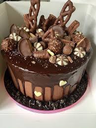 Schokoladenkuchen Dekoration Kuchen D 39 Lulu Torta Amp Kuchen L Yummy Kuchen Chocolate Cake Decoration Chocolate Drip Cake Birthday Savoury Cake