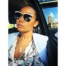 Leslie Gil (@lelyy_gil)