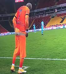 Onyekuru koydu kadiköy i̇ptal oldu. Henry Onyekuru Sayfa 15 Uludag Sozluk