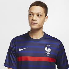 Jordan brand nous propose un nouveau design avec plus de couleurs que la version précédente. Selections Nationales Nouveau Maillot De Foot Equipe De France Saison 2020 Taille L Com