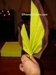 Pliage De Serviette Bicolore N 1 Flamme Et Porte Serviette Assorti Pliage Serviette Pliage Serviette Papier Serviette Papier