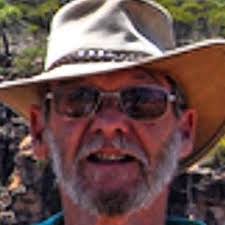 What are the free camping spots around Cairns?