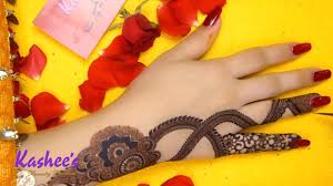 See more ideas about kashee's mehndi designs, kashees mehndi, mehndi designs. Kashee S Signature Mehndi Youtube