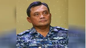 Hormat panglima ketibaan panglima timbalan panglima td di pusasda pd gagahsetia lagugagahsetia. Ackbal Dilantik Panglima Tudm