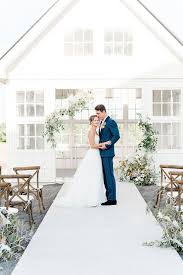 White Barn Chapel Wedding Ceremony In Texas