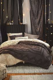 Epic 30 Romantic Bedroom Design Ideas For Young Couple Https Decoor Net 30 Romantic Bedroom Design Romantic Bedroom Design Home Decor Bedroom Modern Bedroom