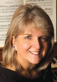 Andrea Handley's Instagram, Twitter & Facebook