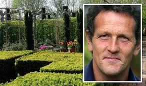 Monty Don shares photo of 'remaining' hedges after others were ravaged by  disease