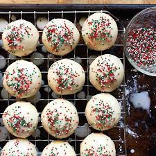 Maybe you would like to learn more about one of these? Pin By Barbara Grillo On Food 52 Cookies Jewish Anise Cookies Italian Christmas Cookies Christmas Desserts