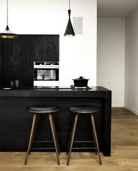 barkrukken in de keuken stripesandwalls nl modern kitchen design black kitchen design kitchen interior