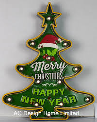 Fluffy appearance, combining the lifelike leaves, pine cones and bright red berries, let you get into the christmas atmosphere. Metal And Plastic Frame Wall Decor Christmas Tree W Led Light China Metal Wall Tree Of Life Decor Family Tree Wall Decor Made In China Com