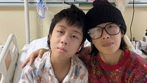 Frank Li: Perth parents' desperate bid to save teenage son after sixth  relapse of rare cancer