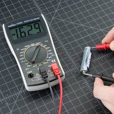 Pastikan kondisi baterai tersebut masih bagus dan berkualitas. Multimeter Adalah Fungsi Cara Menggunakan Multimeter Studi Elektronika