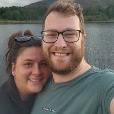 Is Helldivers 2 worth playing in South Africa with active community and  good ping?