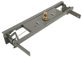 Need a gooseneck hitch for your truck? 2018 Gmc Sierra 1500 B W Turnoverball Underbed Gooseneck Trailer Hitch W Custom Installation Kit 30 000 Lbs