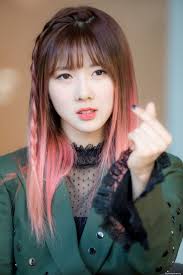Adorable Yoohyeon Kpics Kpop Sweetgirls Lovethem Love Uns Adorable Kpics Kpop Love Lovethem Sweetgirls Uns Korean Hairstyle Kpop Hair Pop Hair