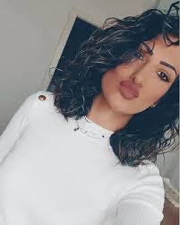 Doris Linares's Instagram, Twitter & Facebook