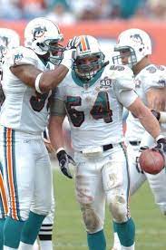 Miami Dolphin Zach Thomas Another Great Dolphin Miami Dolphins Football Nfl Miami Dolphins Dolphins Football
