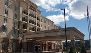 Hampton inn & suites boone, nc is located at 1252 us highway 421 south, 1.1 miles from the center of boone. Hampton Inn Suites