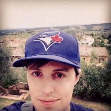 Renée Hackett (@renhackett)