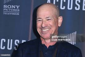 1,653 Gordon Howard Photos & High Res Pictures