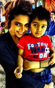 Pin On Famosos Bollywood